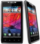 Смартфон Motorola RAZR толщиной 7,1 мм представлен официально