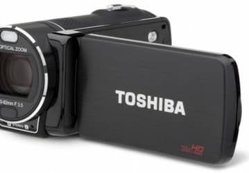 Toshiba представила видеокамеры Camileo X416, X400 и X200