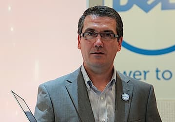 Dell обещает, что ноутбук XPS 14z появится в продаже еще до конца года