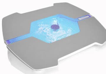 Охлаждающая подставка Thermaltake LifeCool рассчитана на ноутбуки с экранами размером до 17 дюймов