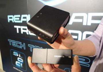 Комплект GIGABYTE SkyVision WS100 служит для беспроводной передачи HD-видео со звуком
