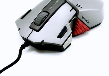 В игровой мыши Thermalright Leetgion Hellion используется кнопка Cherry MX Blue 