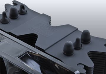 Радиатор процессорного охладителя Xigmatek Dark Knight SD1283 Night Hawk Edition имеет керамическое покрытие
