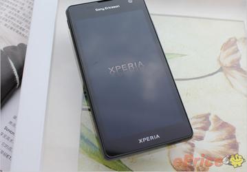 В Сети появились спецификации и изображения смартфона Sony Xperia LT29i Hayabusa
