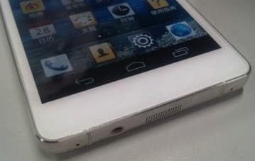 Стала известна стоимость смартфона Huawei Ascend D2, оснащенного пятидюймовым дисплеем разрешением Full HD