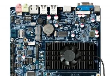 Системная плата Acrosser AMB-D255T1 оснащается процессором Intel Atom D2550