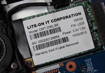 В ультрабуке Acer Aspire S7 Ultrabook используется необычный SSD, развивающий скорость чтения 942 МБ/с