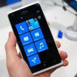 Nokia назвала цену Lumia 900