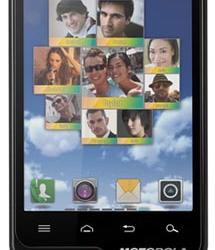 Motorola представила Android-смартфоны MOTOLUXE и DEFY MINI
