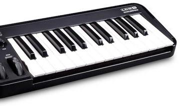 CES 2012: MIDI-контроллеры Line 6 серии Mobile Keys совместимы с iPad, iPhone, Mac и ПК