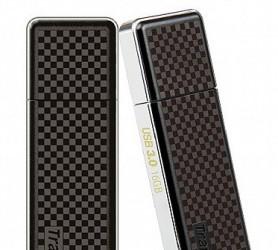 Флэш-накопители Transcend JetFlash 780 оснащены интерфейсом USB 3.0