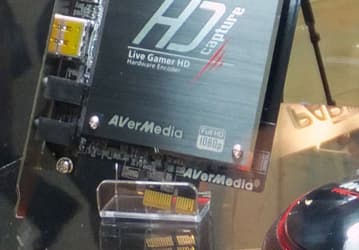 Карта захвата видео AverMedia Live Gamer HD комплектуется кнопкой управления записью