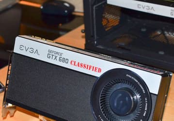 Появились снимки 3D-карты EVGA GeForce GTX 680 Classified