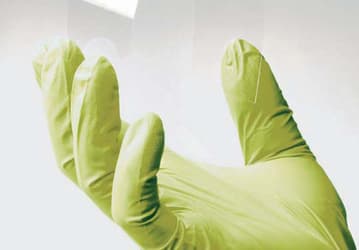 Представлено ультратонкое гибкое стекло Corning Willow Glass