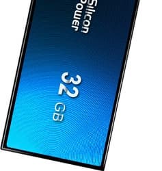 Корпус «флэшки» Silicon Power Ultima U01 обработан круговой шлифовкой