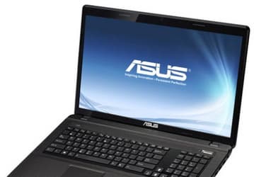Ноутбук ASUS K93SM оснащен дисплеем размером 18,4 дюйма и оптическим приводом