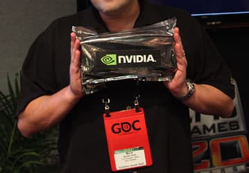 Фото дня: непрозрачный пакет, в котором якобы находится 3D-карта NVIDIA Kepler