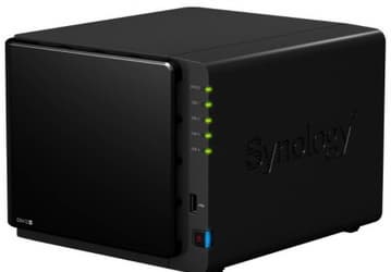 NAS-сервер Synology DiskStation DS412+ способен вместить четыре жёстких диска