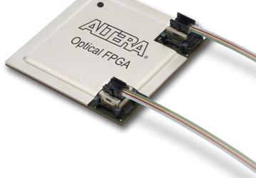 Altera удалось «скрестить» FPGA и оптический интерфейс