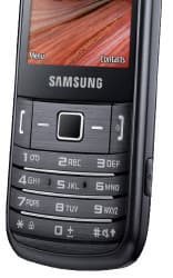 Телефон Samsung C3782 Evan поддерживает работу с двумя картами SIM