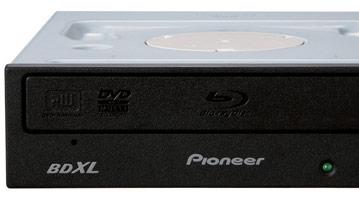 Оптический привод Pioneer BDR-2207 может записывать диски BDXL, BD, DVD и CD
