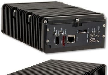 Основой малогабаритной системы в защищенном исполнении X-ES XPand6104 служит процессор Intel Core i7
