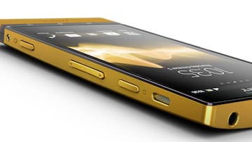 В Sony решили позолотить смартфоны Xperia P