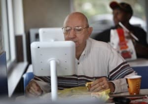 В ресторанах McDonald’s появятся планшеты Apple iPad для посетителей