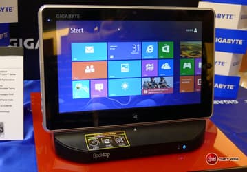 В 10-дюймовом планшете GIGABYTE S1082 под управлением Windows 8 используется процессор Celeron