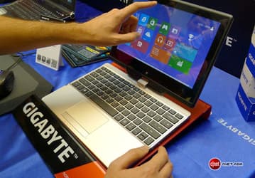 Появились фото и характеристики трансформируемого ноутбука Gigabyte U2142 под управлением Windows 8
