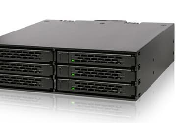 Icy Dock MB996SP-6SB позволяет установить в отсек типоразмера 5,25 дюйма сразу шесть накопителей
