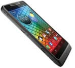 Motorola и Intel представили смартфон RAZR i с процессором Intel Atom частотой 2 ГГц