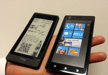 На закрытой презентации на IFA 2012 показаны прототипы смартфонов с экранами E Ink