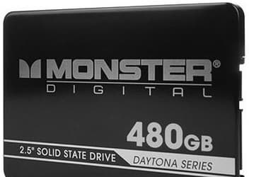 Толщина твердотельных накопителей Monster Digital Daytona равна 7 мм