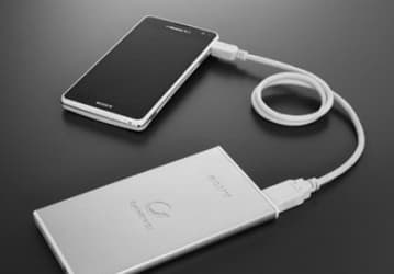 Sony анонсирует семейство внешних батарей для смартфонов и планшетов