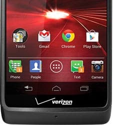 Продажи бюджетного смартфона Motorola RAZR M начнутся на будущей неделе 