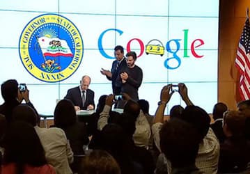 Глава Google ожидает появления «беспилотных» автомобилей на дорогах в течение десятилетия