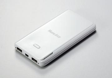 Линейку внешних аккумуляторов Huntkey пополнила модель PBA7000