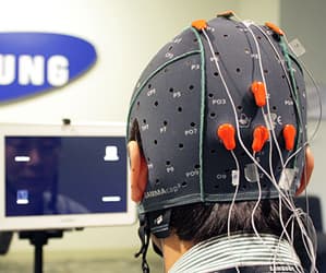 Samsung ведет разработки в области мысленного управления мобильными устройствами