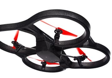 Летательный аппарат AR.Drone 2.0 Power Edition оснащён двумя батареями ёмкостью по 1500 мА·ч