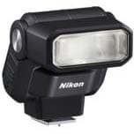 Компания Nikon выпустила внешнюю вспышку начального уровня Speedlight SB-300