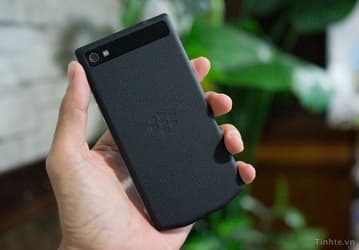 Новый смартфон компаний Blackberry и Porsche Design создан на основе модели BlackBerry Z10