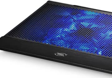 В подставке для ноутбука Deepcool N6000 можно прятать неиспользуемые кабели и другие мелкие вещи