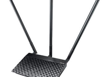 Роутер Asus RT-N14UHP оснащен тремя съемными антеннами