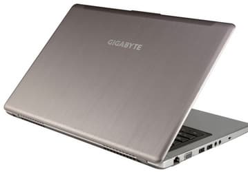 Мобильный компьютер Gigabyte U2442 Extreme Ultrabook весит 1,59 кг