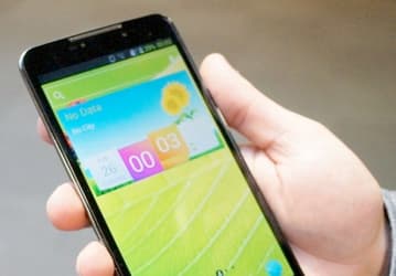 Гигантский смартфон ZTE Grand Memo — Snapdragon 600 и экран диагональю 5,7 дюйма