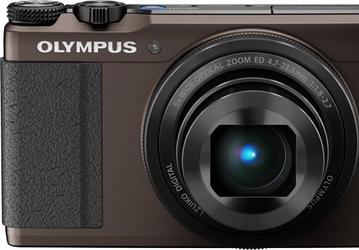 Максимальное значение диафрагмы объектива компактной камеры Olympus Stylus XZ-10 — F/1,8