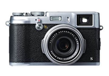 Появились первые сведения о камерах Fujifilm X100s и X20