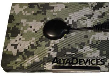 Специалисты Alta Devices создали для военных рекордно легкие и эффективные зарядные устройства на солнечных батареях
