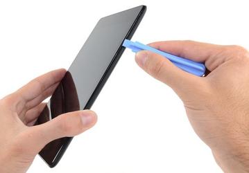 Специалисты iFixit поставили новому планшету Nexus 7 семь баллов из десяти